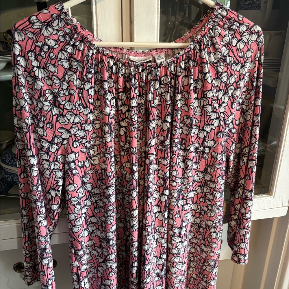 Croft & Barrow Pink and White Floral Blouse